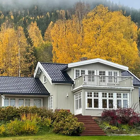 Lovely In With Wifi Casa de Férias Bjoneroa